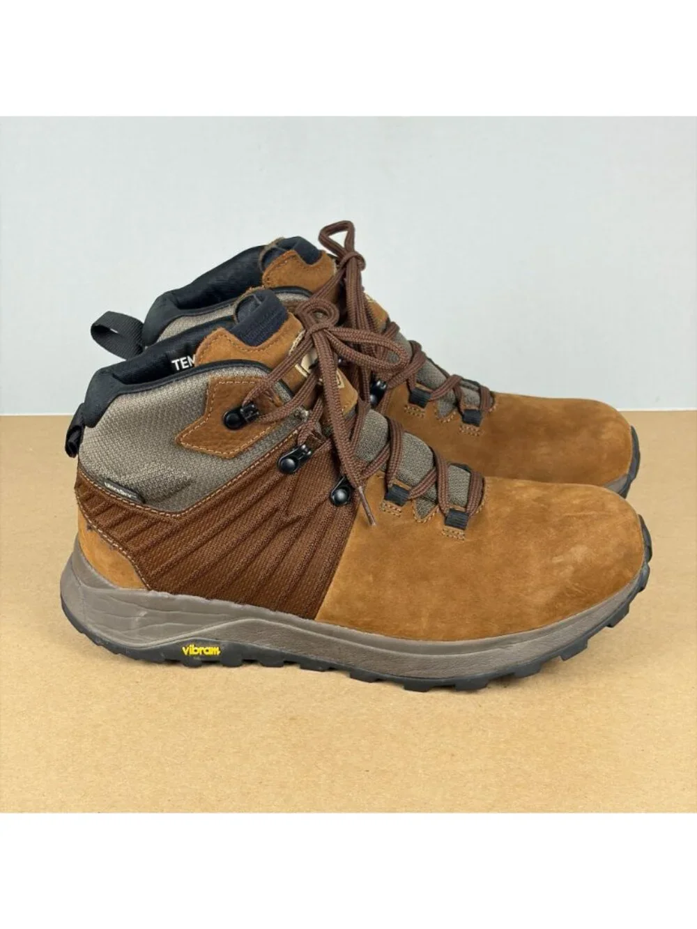 Irish Setter Cascade Waterproof Safety Toe Boots Mens 8 Brown Tan Lace Up